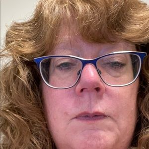 Meet your Posher, Deborah